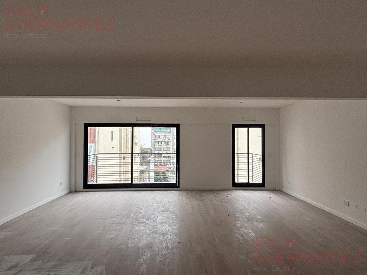 2-Room Apartments for Sale in Tribunales
