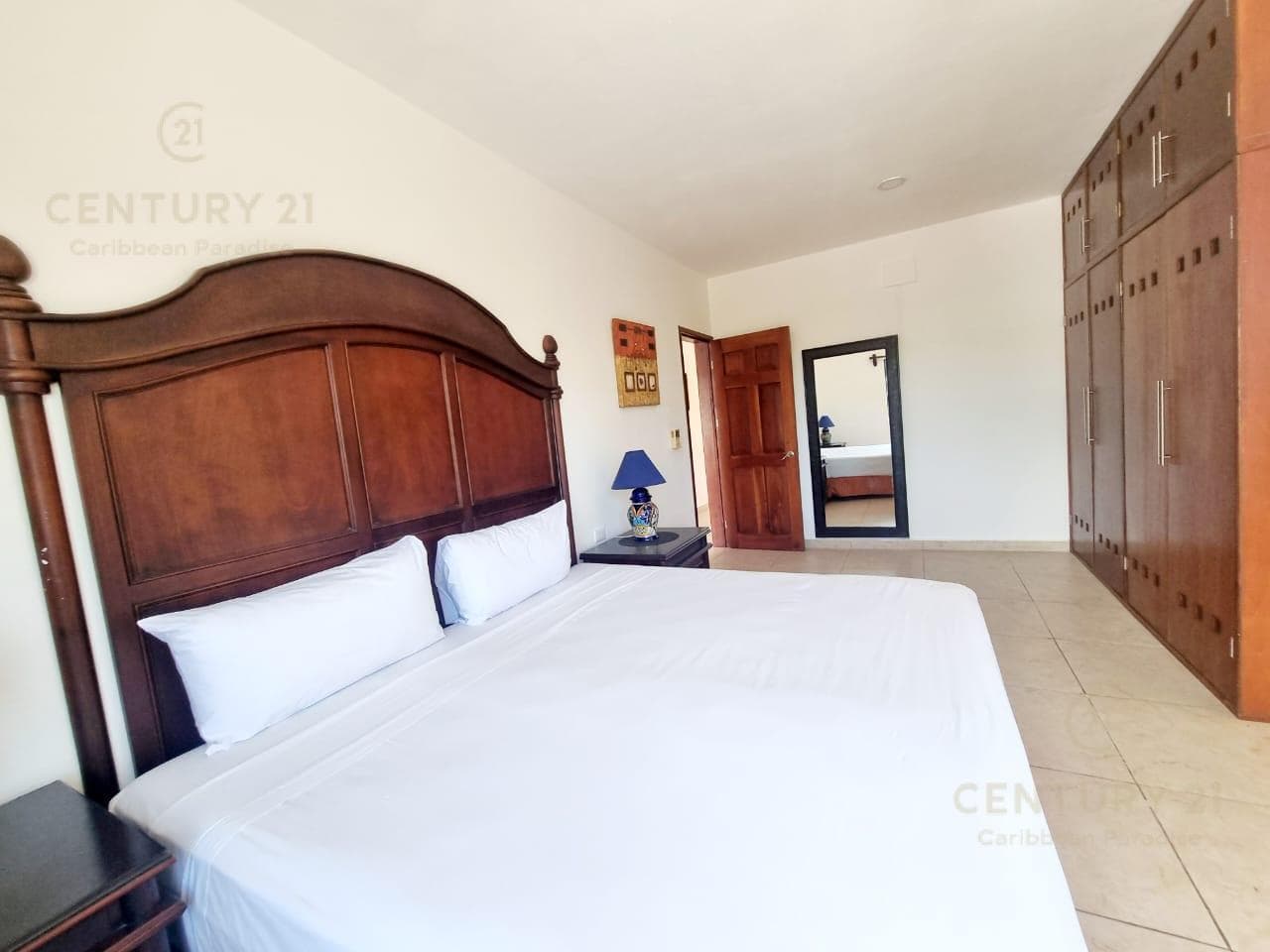 En renta departamento amueblado 1 recámara , Av. constituyentes, Playa del Carmen P3705