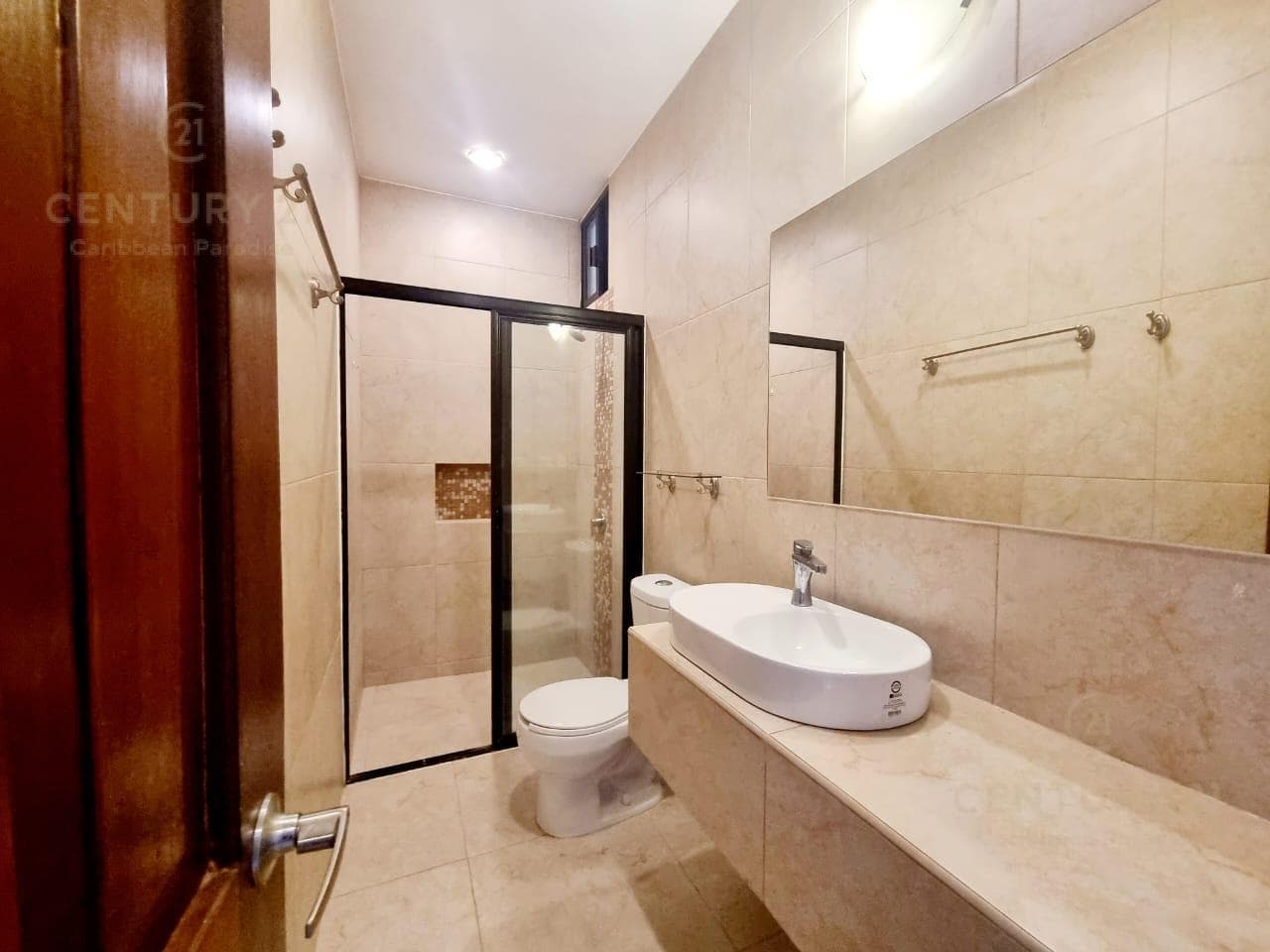 Dpto 1 rec sin muebles Av. Constituyentes Playa del Carmen P3717