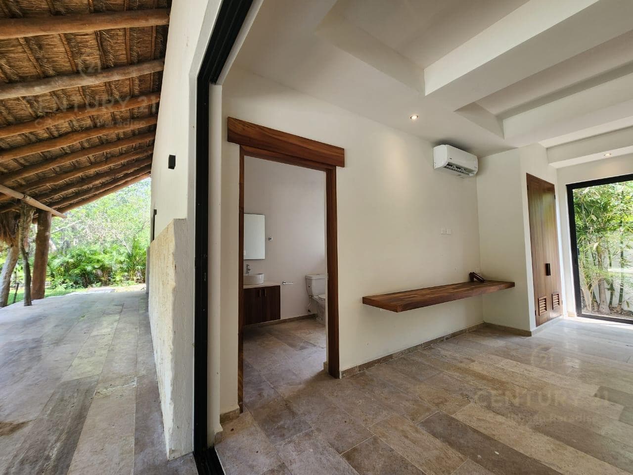 Se vende hermosa casa en condominio con seguridad con acceso a laguna de aguas cristalinas en Akumal P3725
