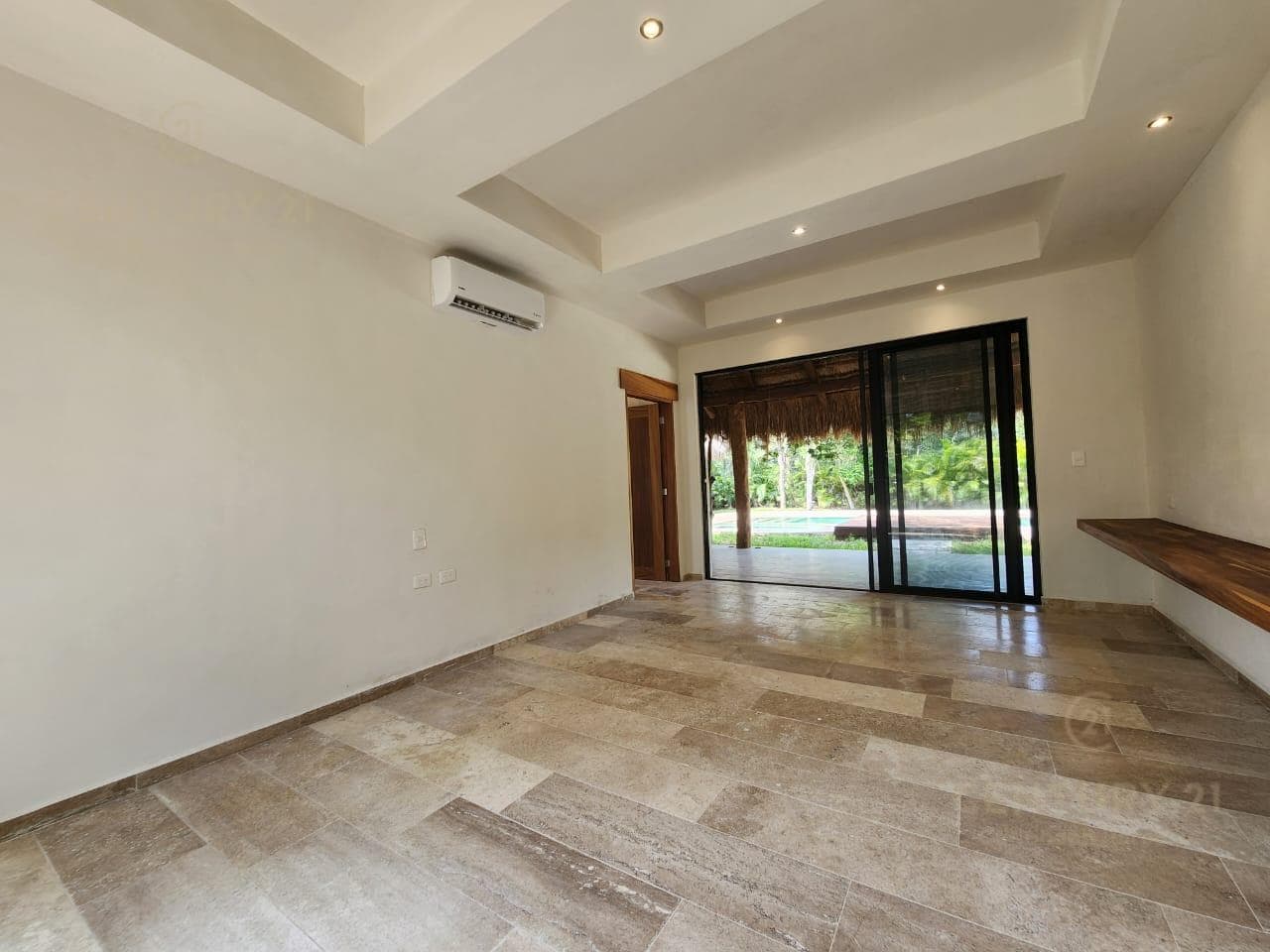 Se vende hermosa casa en condominio con seguridad con acceso a laguna de aguas cristalinas en Akumal P3725