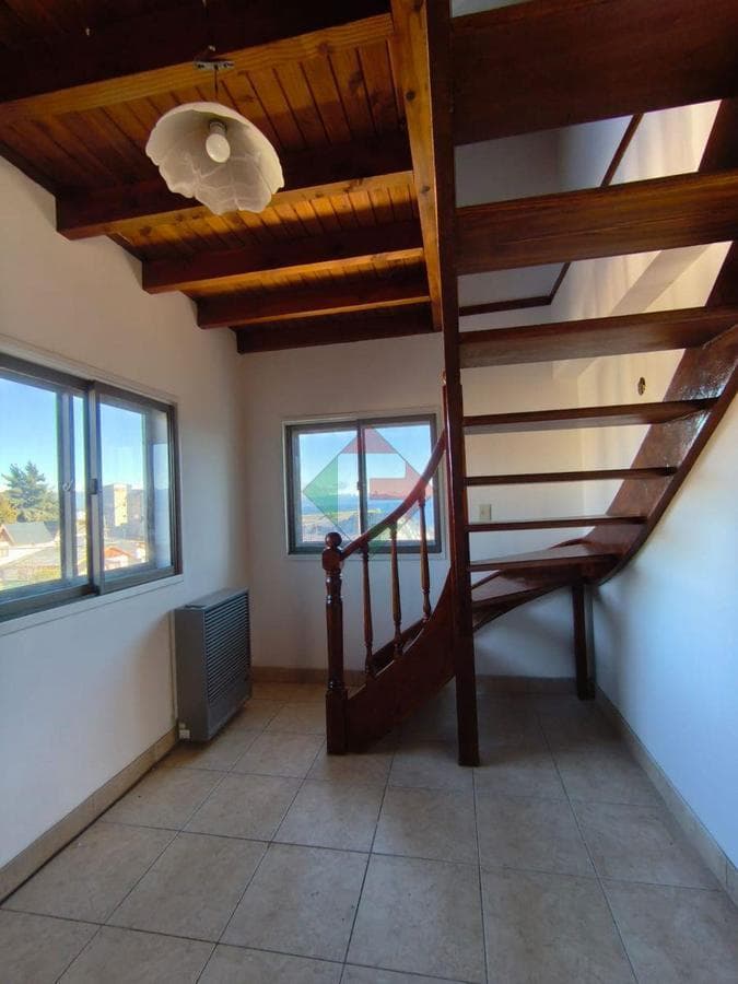 Spacious and bright duplex for sale on Mitre Street with 4 bedrooms and an office. NEW ASKING PRICE!