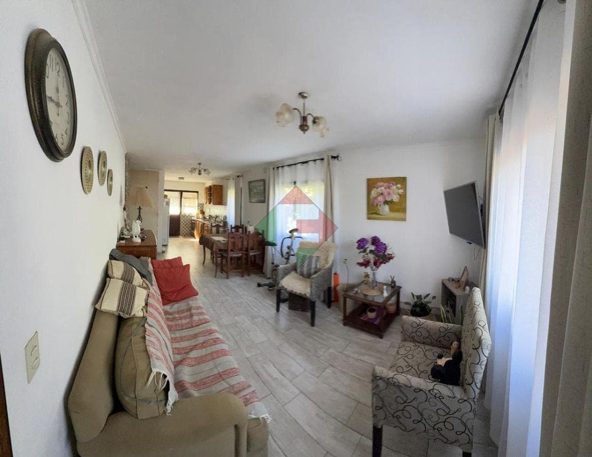 House for Sale in the 2 de Agosto Neighborhood