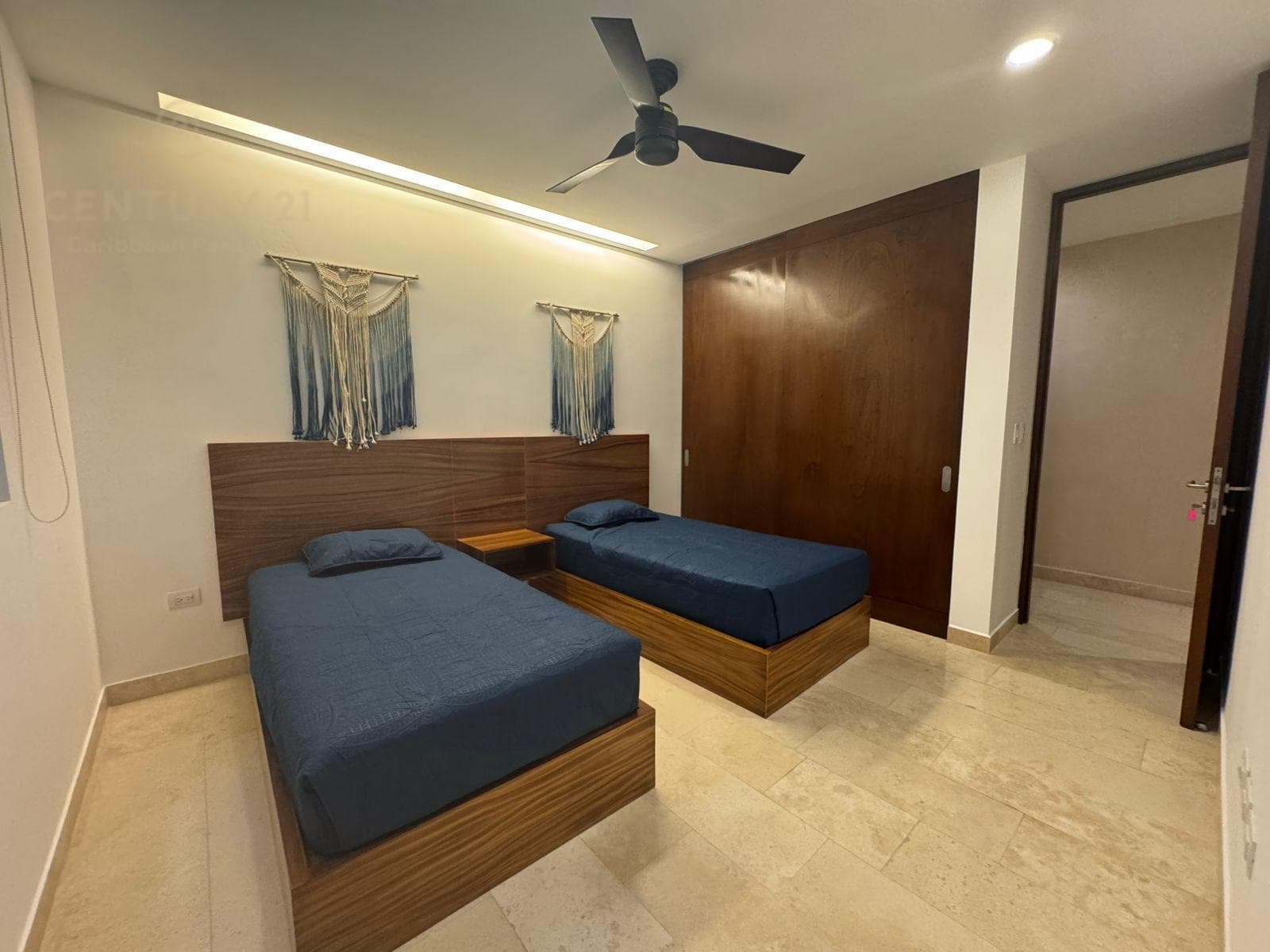 Renta Departamento Amueblado con Jacuzzi Cruz con Mar | Playa del Carmen | P3786