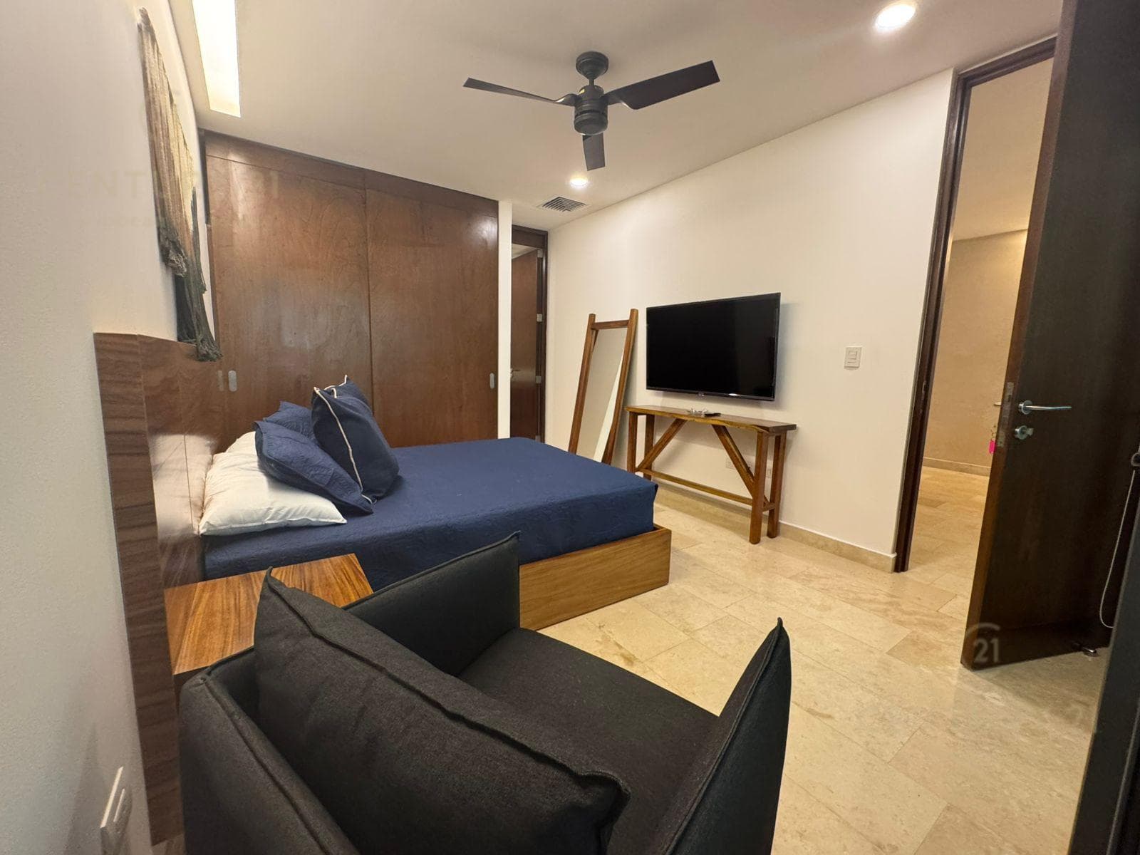 Renta Departamento Amueblado con Jacuzzi Cruz con Mar | Playa del Carmen | P3786