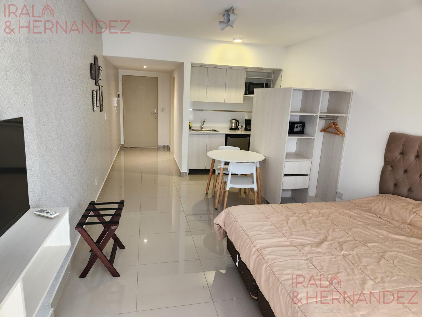 Apartment - Monserrat - Studio for Sale INVESTMENT