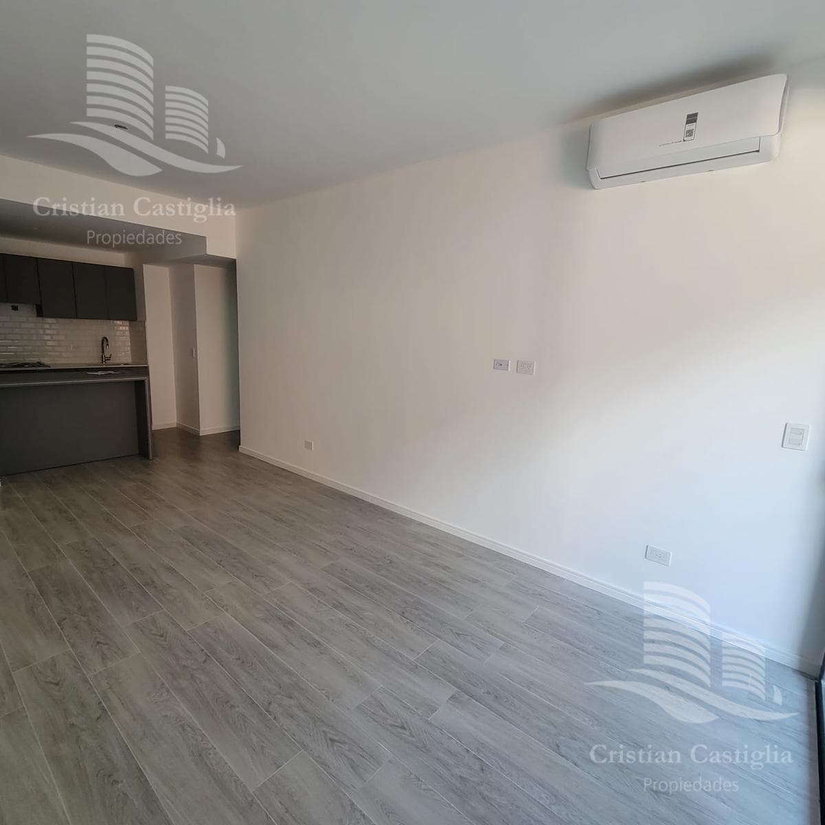 For Sale - 2-Room Apartment - Tigre, Downtown Tigre, Northern Area