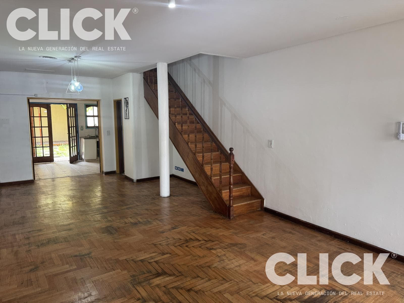 For Rent - 3-story duplex house with patio and garage - Saavedra