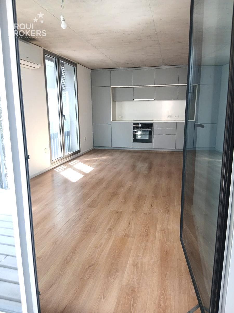 One-Bedroom Apartment for Rent in Downtown - 801