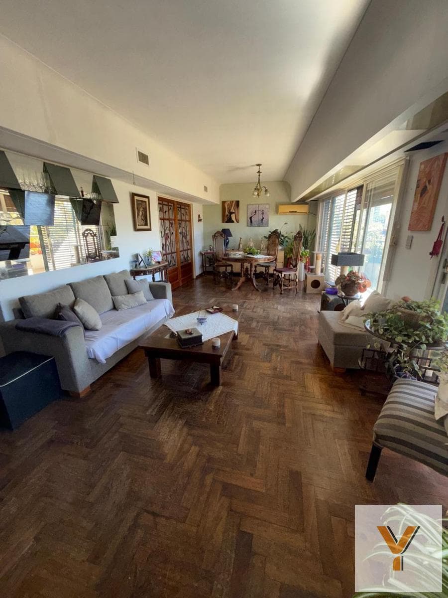 Apartment for Sale - 3 Bedrooms, 3 Bathrooms - 110 m² - Flores