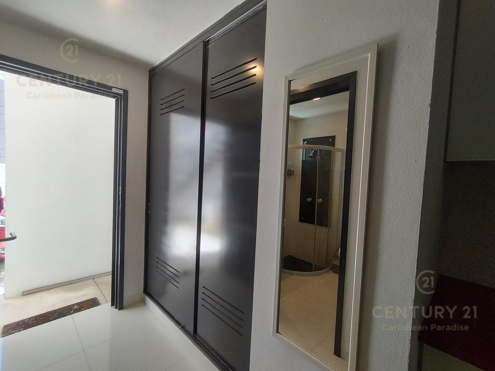 COMFORTABLE ESTUDIO AMUEBLADO EN PLAYACAR FASE 2 PLAYA DEL CARMEN P3867