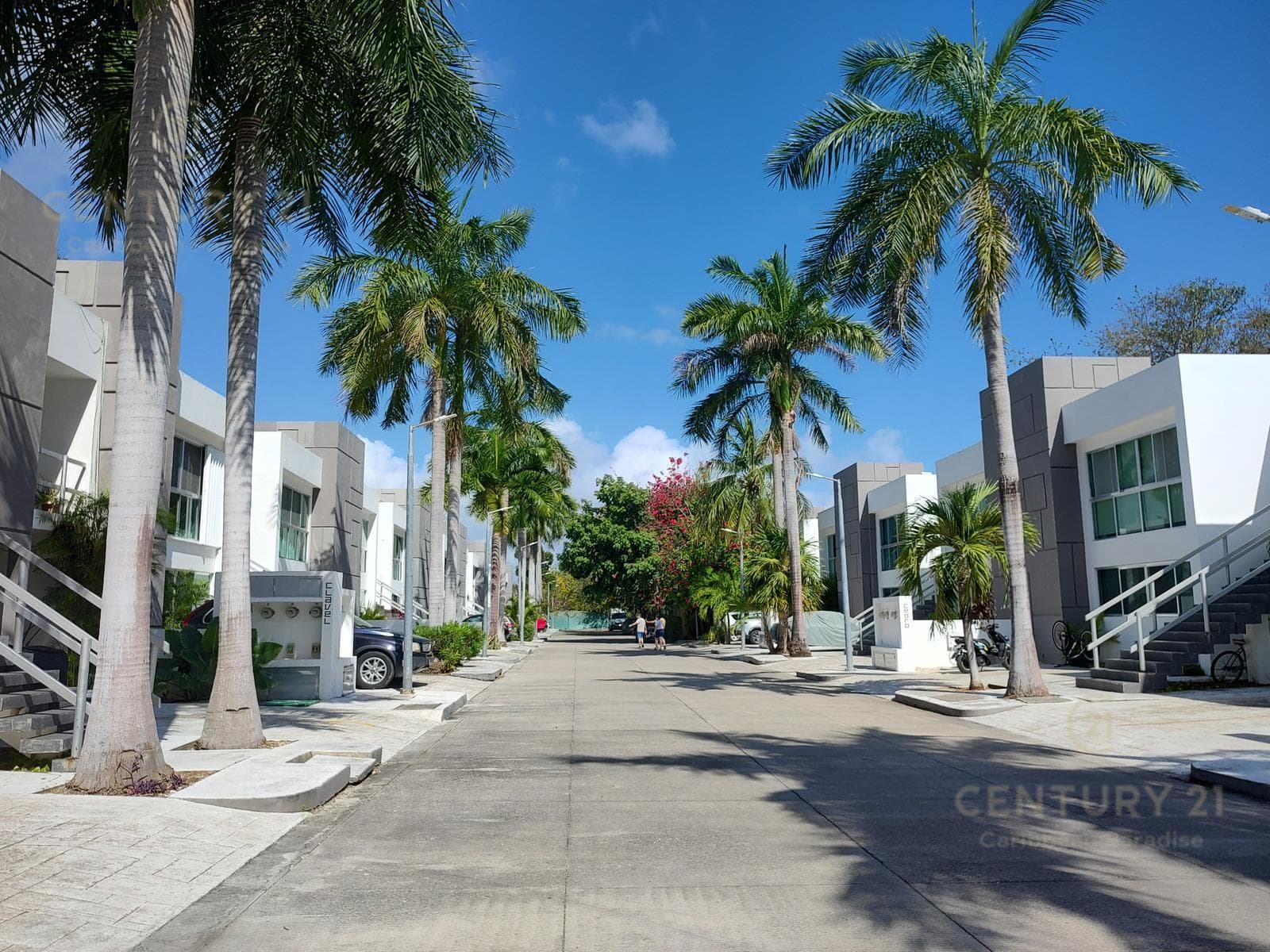 COMFORTABLE ESTUDIO AMUEBLADO EN PLAYACAR FASE 2 PLAYA DEL CARMEN P3867