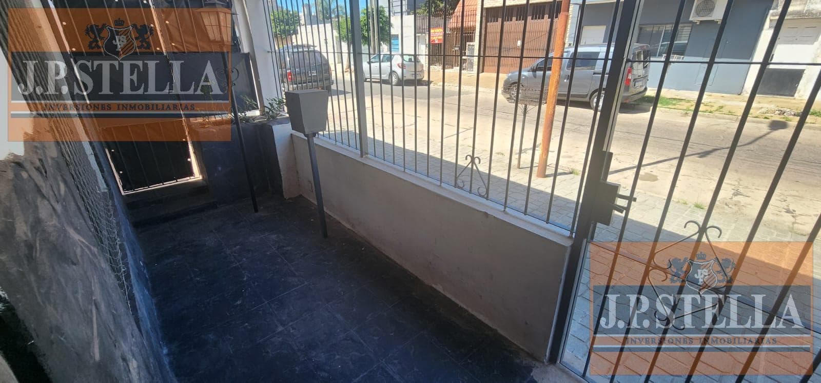 PH al frente 3 Amb c/ Patio y cochera 137 m² - APTA CREDITO BANCARIO - San Justo