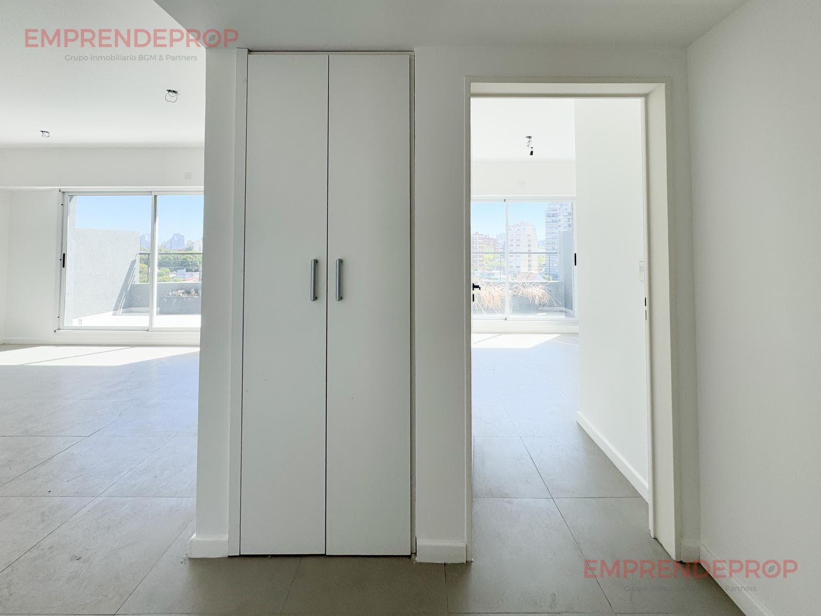 A ESTRENAR - 2 ambientes en Chiclana al 3000