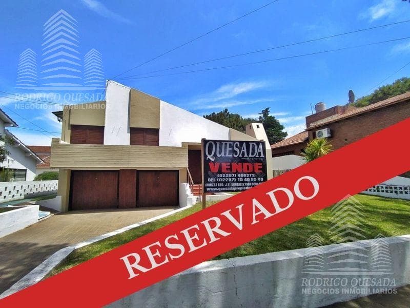 House plus a two-room apartment in a beautiful residential neighborhood in Mar de Ajo!!