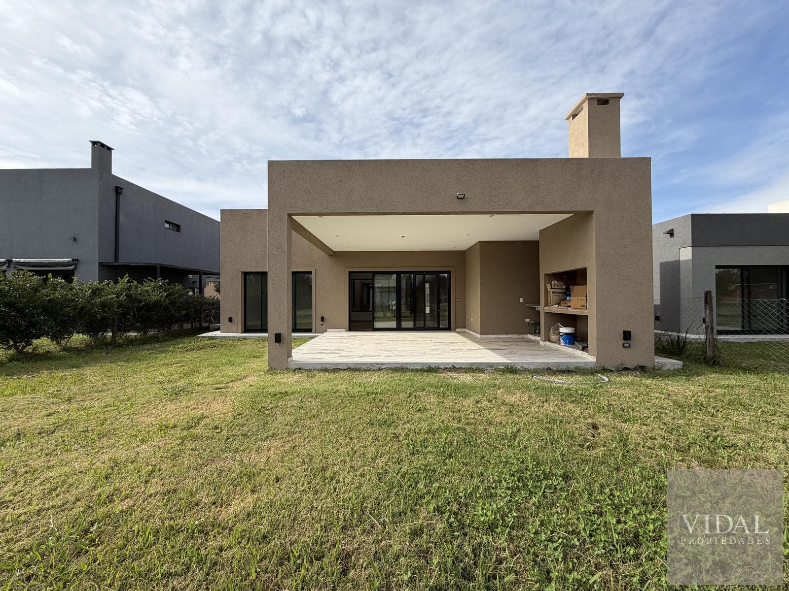 House in Santo Tomas