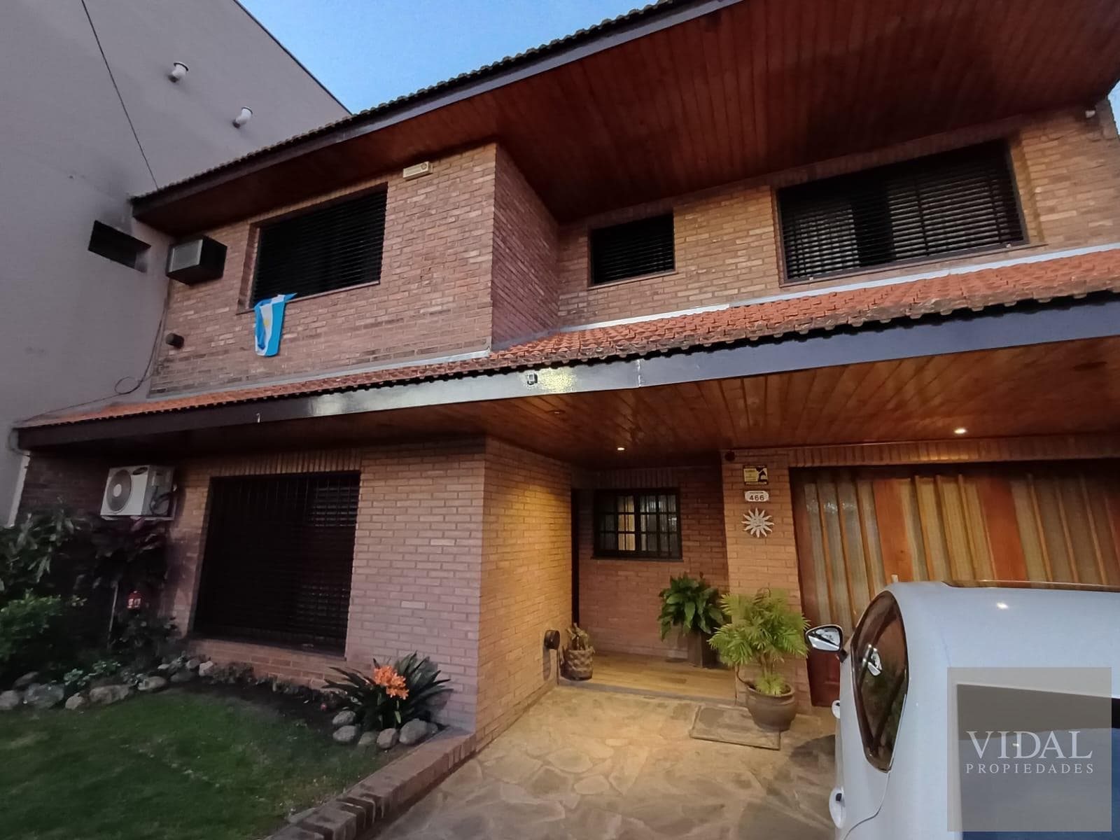 Bright House for Sale in Pacheco Sur with a Pool