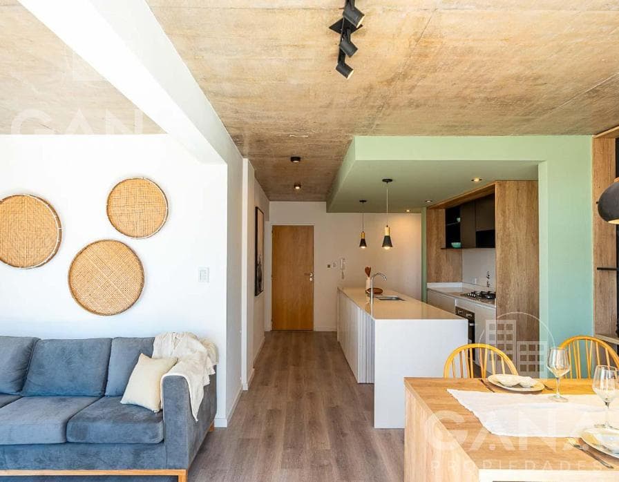 3-BEDROOM APARTMENT FOR SALE: EXCLUSIVE FRONT-FACING UNIT WITH BARBECUE AREA