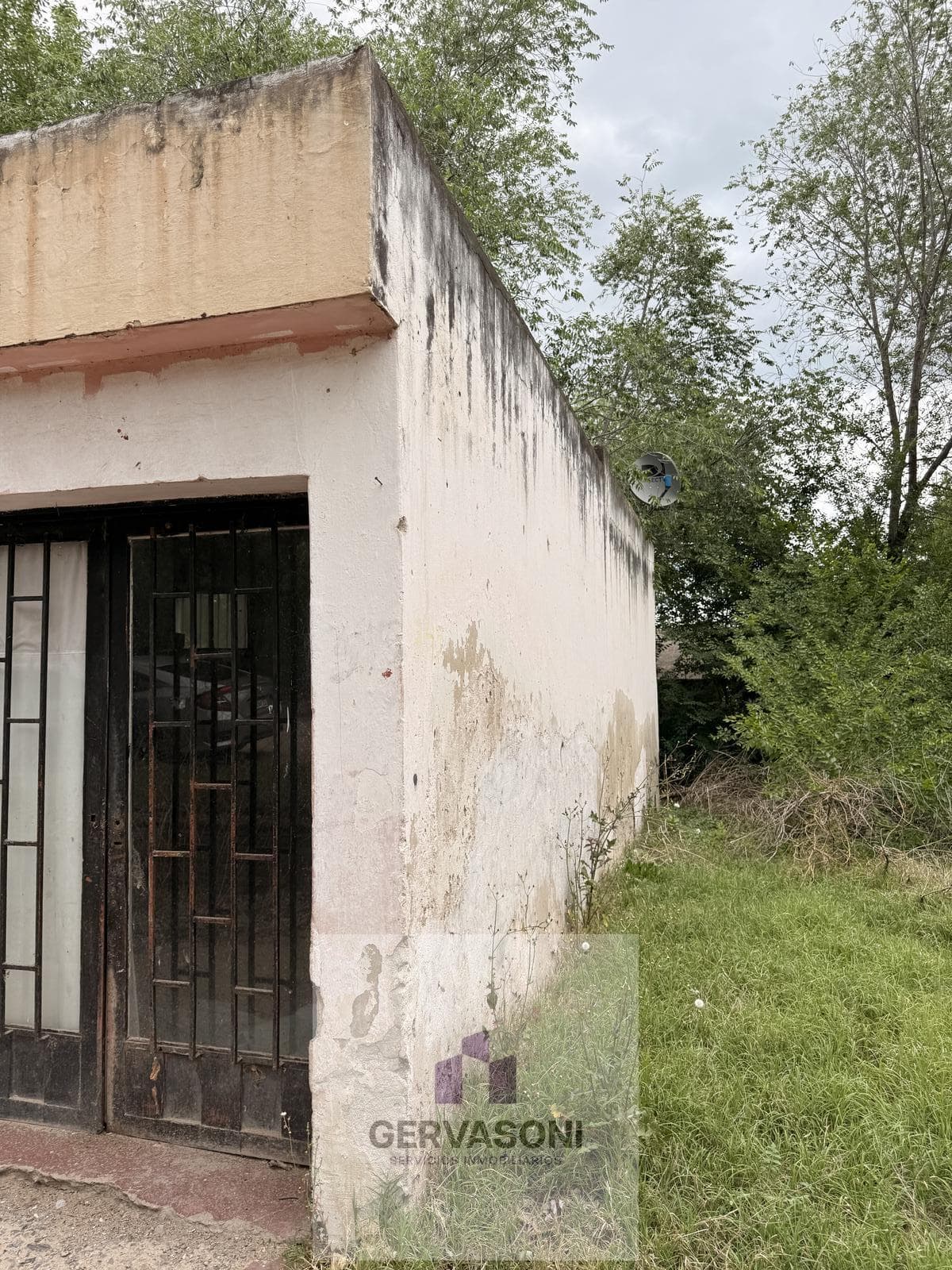 House to Renovate in the La Quinta Neighborhood (Flipping)