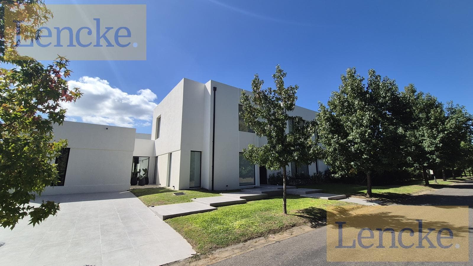 A one-of-a-kind, nearly brand-new designer home in Albanueva, 5 bedrooms, for sale