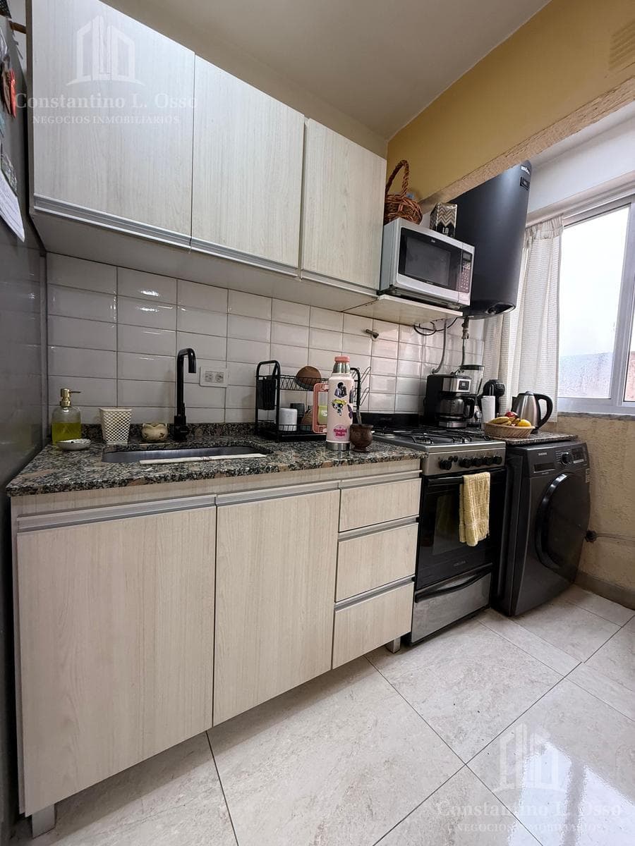3-Room Apartment - Lanús Este - For Sale