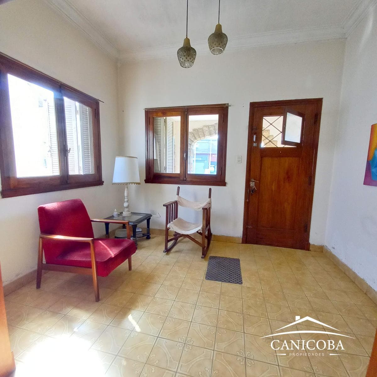 House in San Cayetano - By Luro at 7000