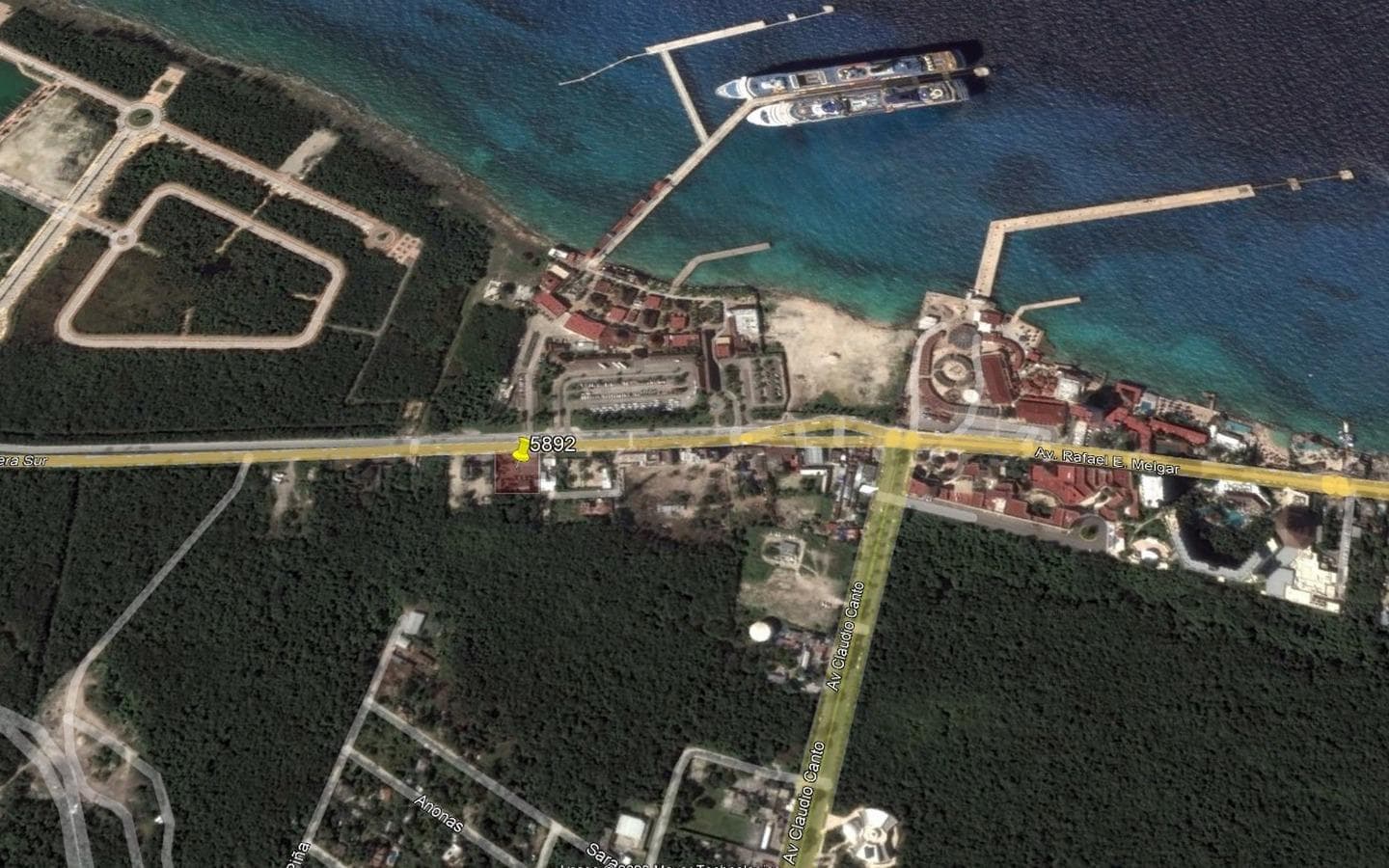 Land for Sale in Cozumel on Avenida Costera Sur