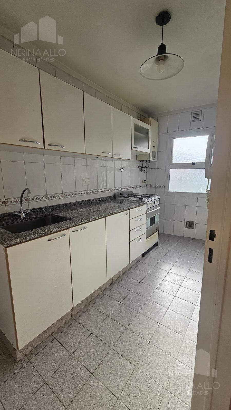 TWO-ROOM APARTMENT FOR SALE WITH GARAGE IN BALVANERA