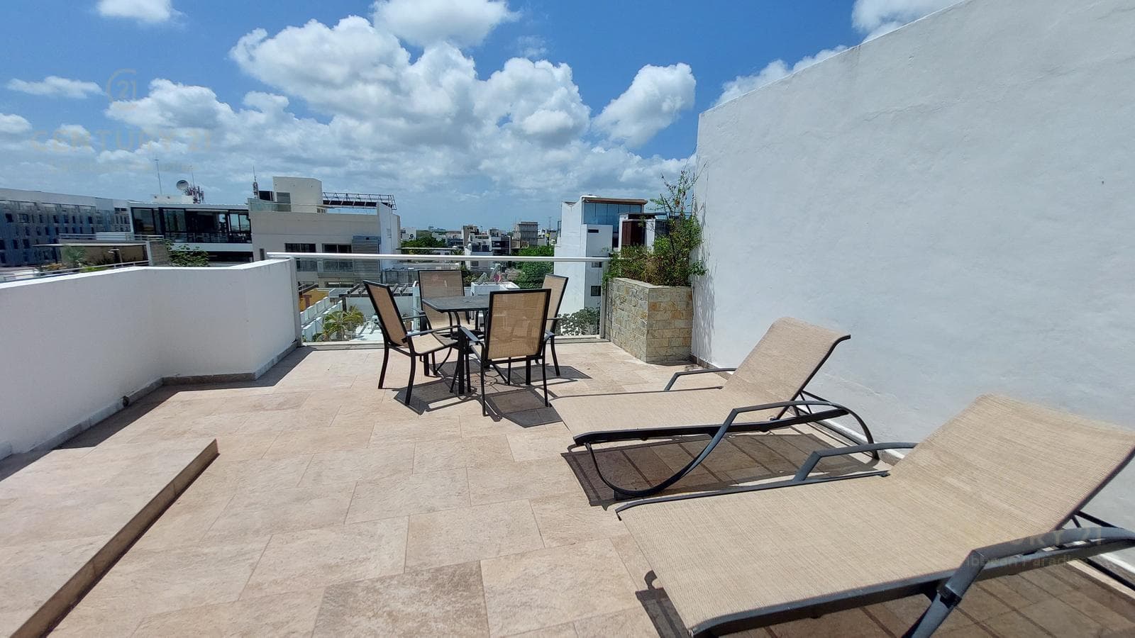 Estudio Penthouse en av 5ta bis en Playa del Carmen P4016