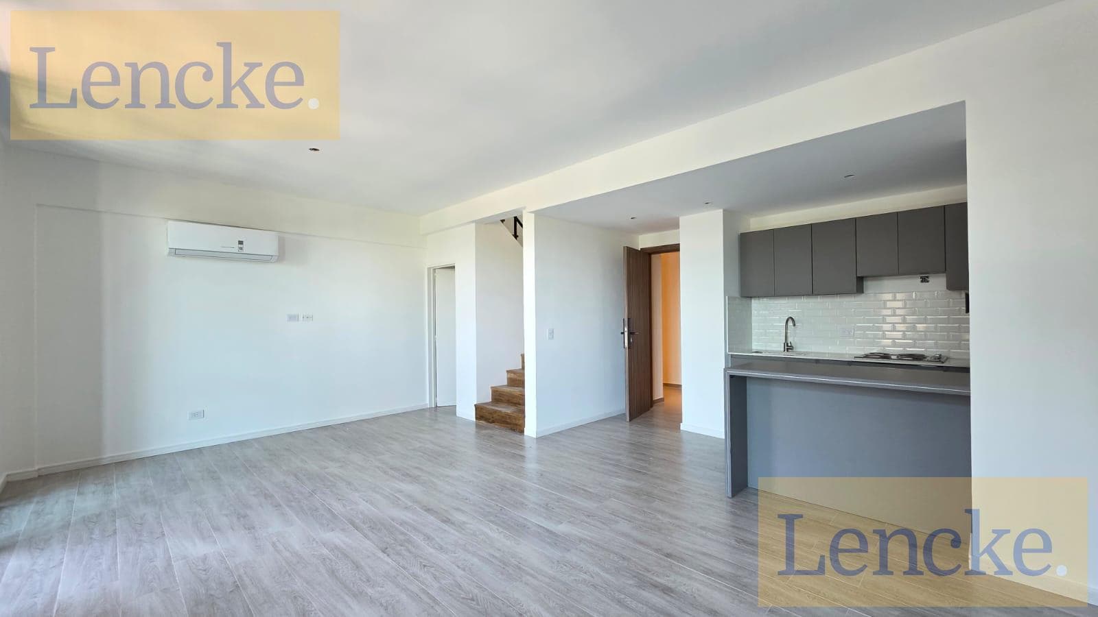 Lencke is selling - Duplex with a large private terrace, optional parking space, financing available
