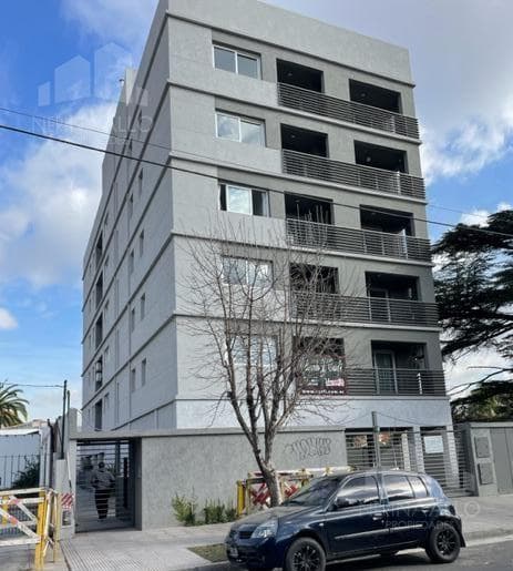 2-Bedroom Apartment for Rent in Ituzaingó Norte