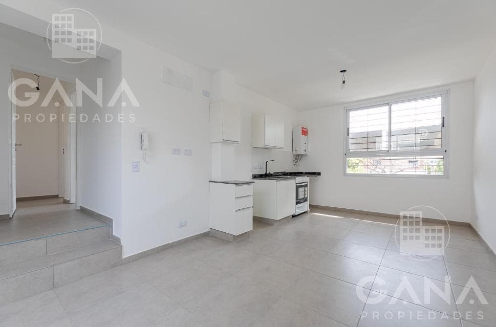 Apartment for Sale in Rosario Echesortu: 2-Bedroom with Terrace and Private Barbecue Area
