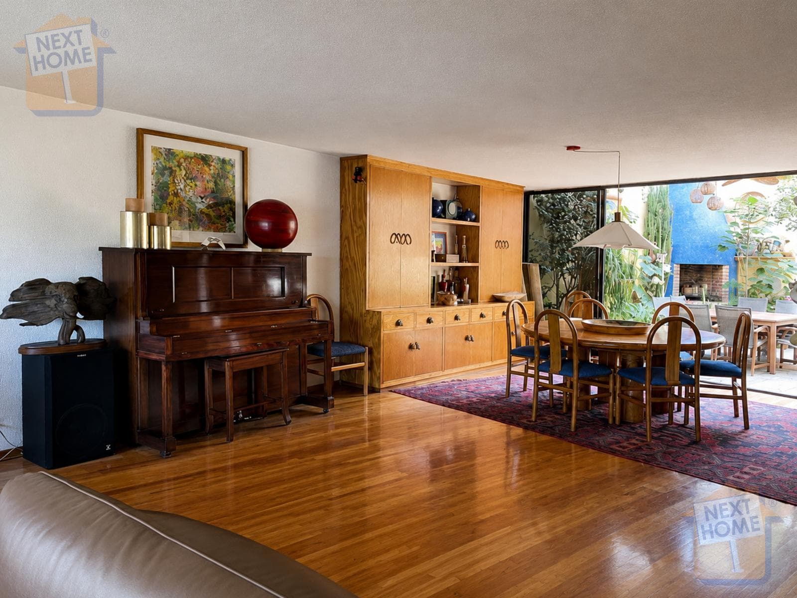 HOUSE FOR SALE ON PASEO DE LOS LAURELES