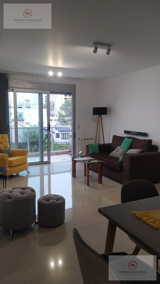 Apartment for Rent, Las Rosas