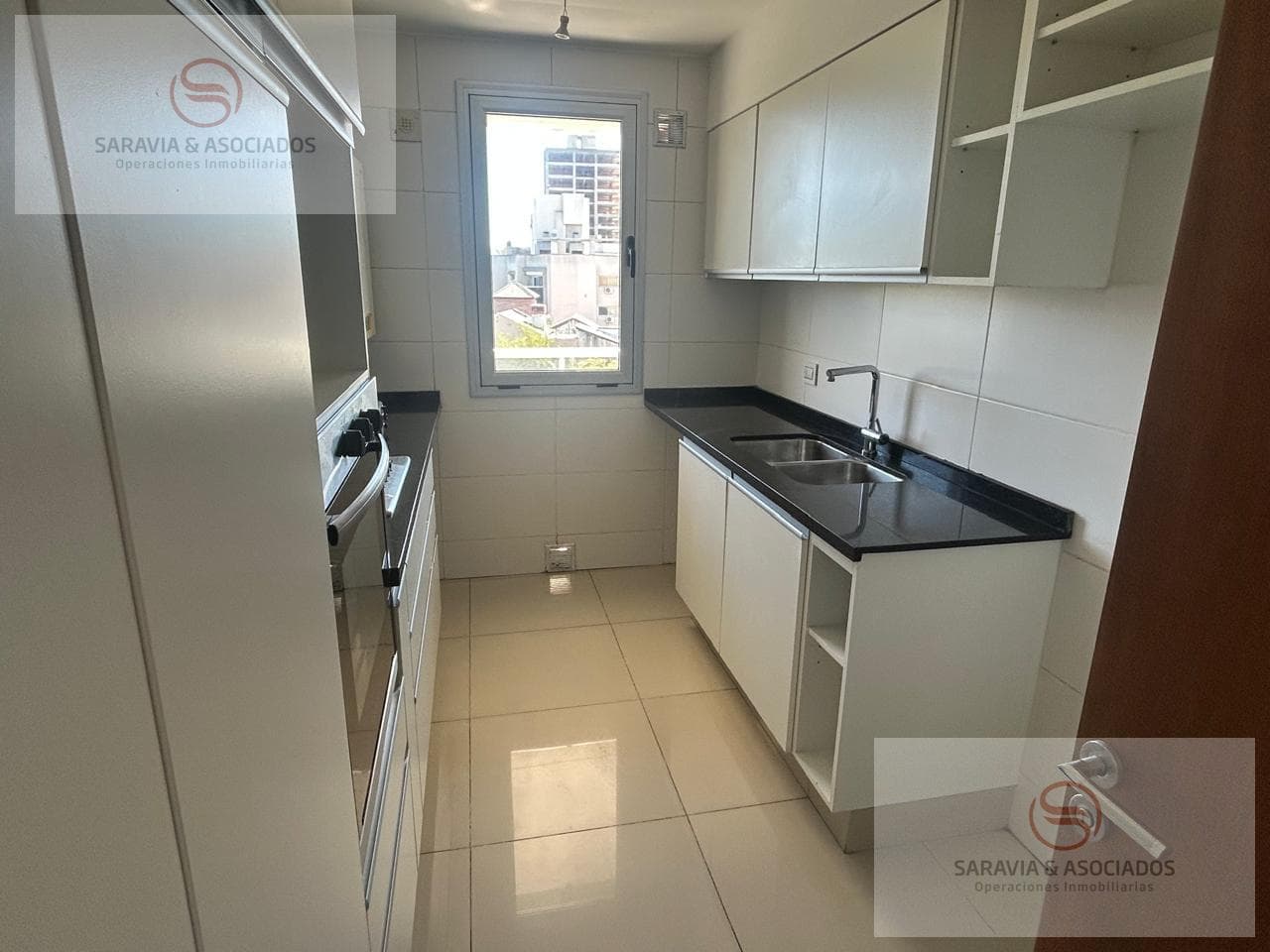 Apartment for Rent, Las Rosas