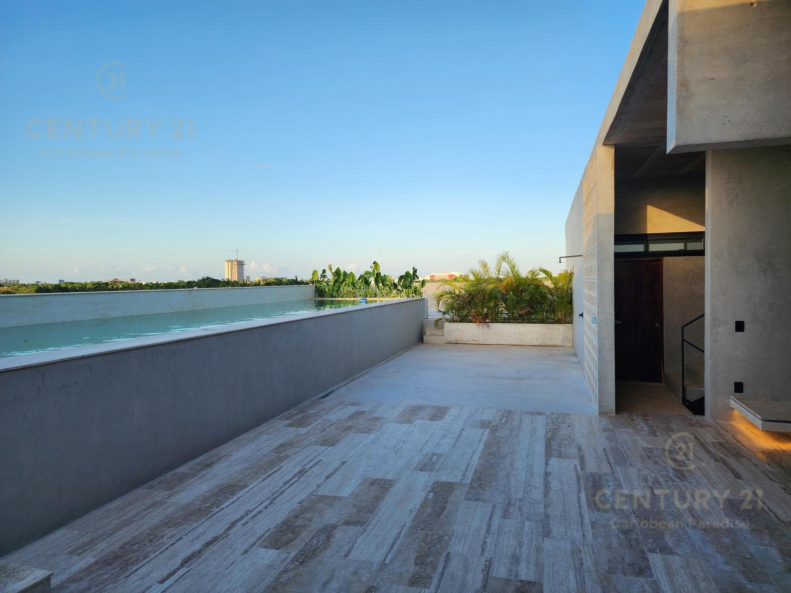 Exclusive Apartments for Sale on Av. Colegios, Cancún C3770