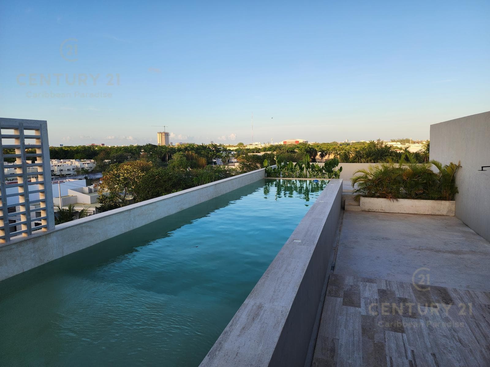 Exclusive Apartments for Sale on Av. Colegios, Cancún C3770