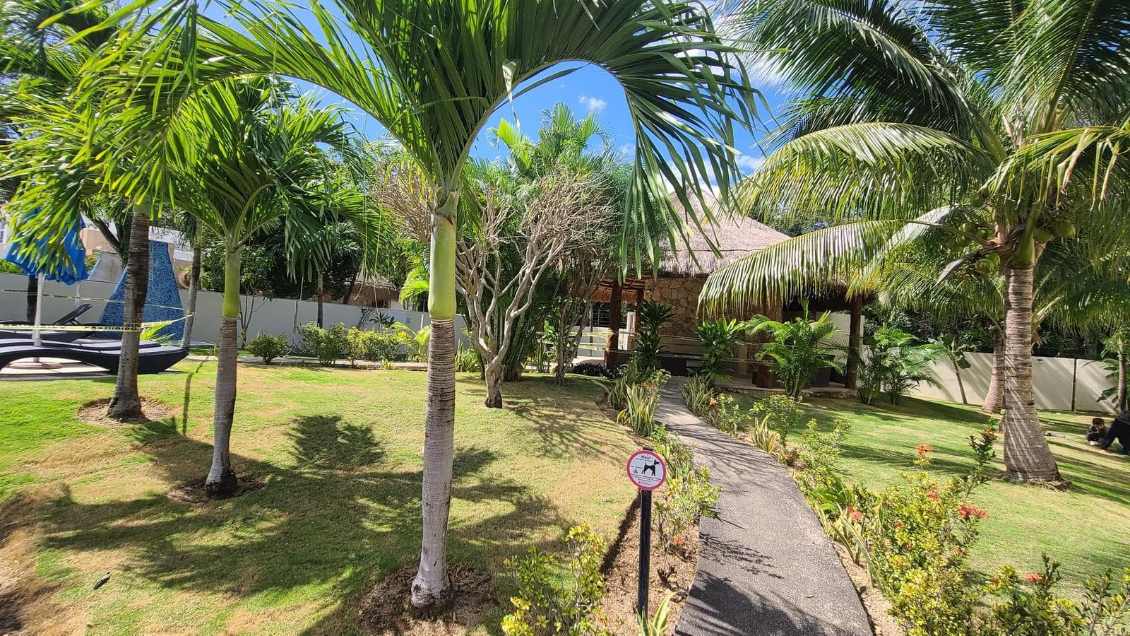 New 5-bedroom house for sale in Granada, Encuentro, Playa del Carmen P4533