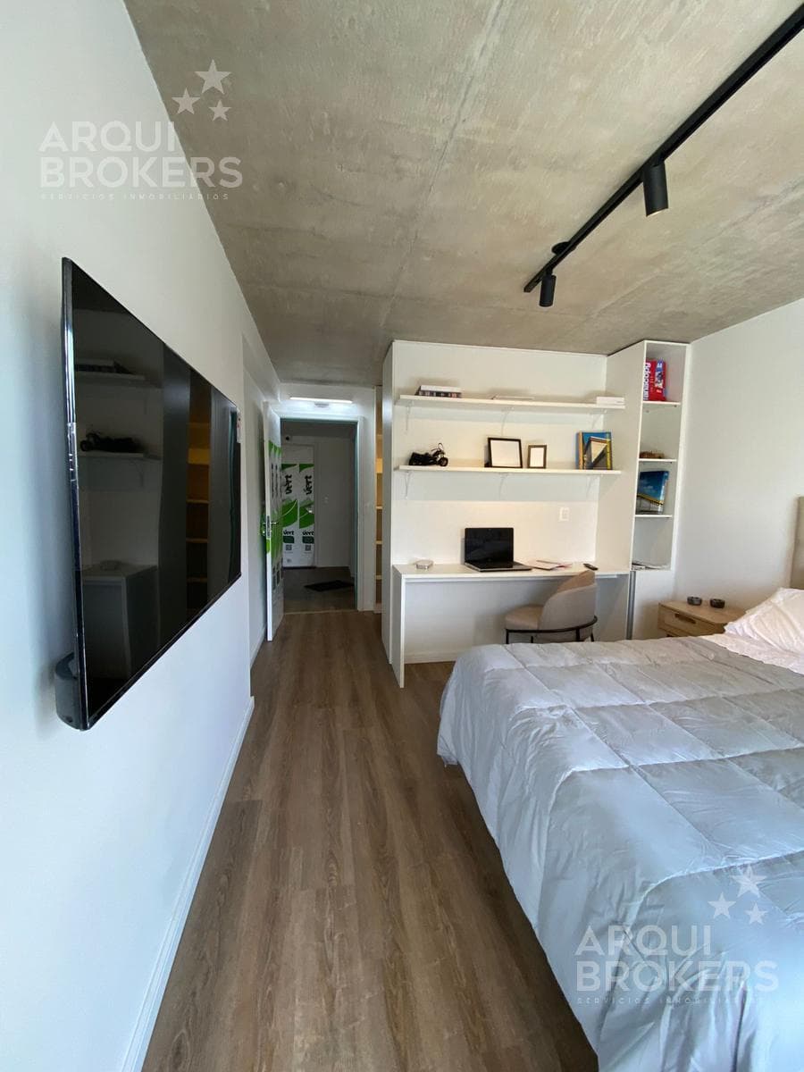 Two-bedroom apartment for sale in Pocitos - 603