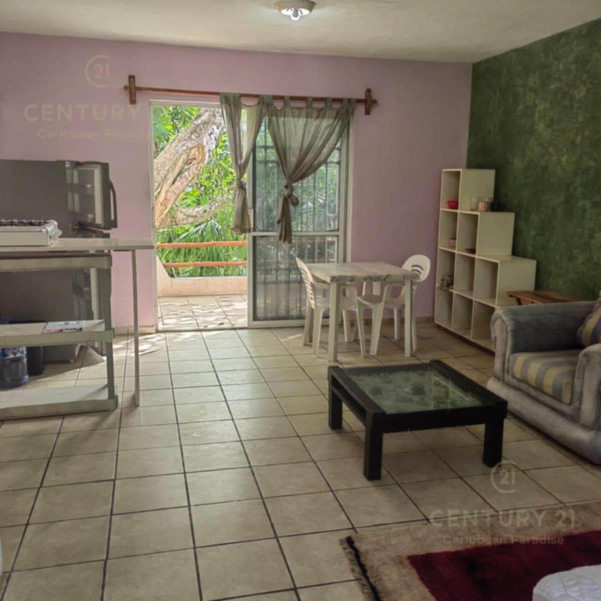 4-Bedroom House for Sale in Downtown Playa del Carmen | Ideal for Investment | P4101