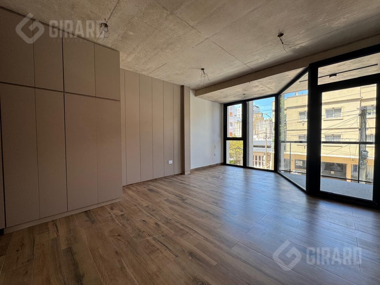 1-bedroom apartment for sale in the Guemes area. Financing available