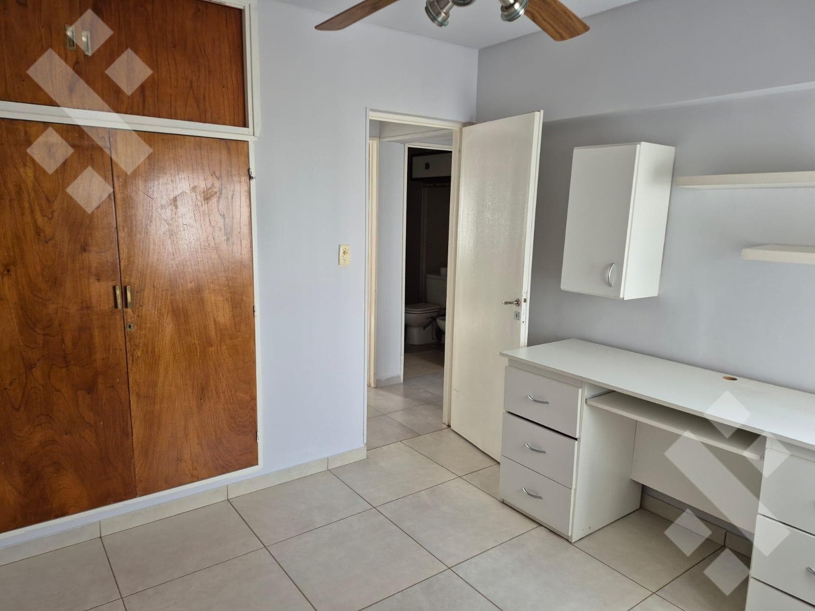 3-BEDROOM APARTMENT FOR SALE WITH BALCONY AND PARKING SPACE - MORTGAGE ELIGIBLE - ISLAS MALVINAS STREET, NO. 200, NEUQUÉN