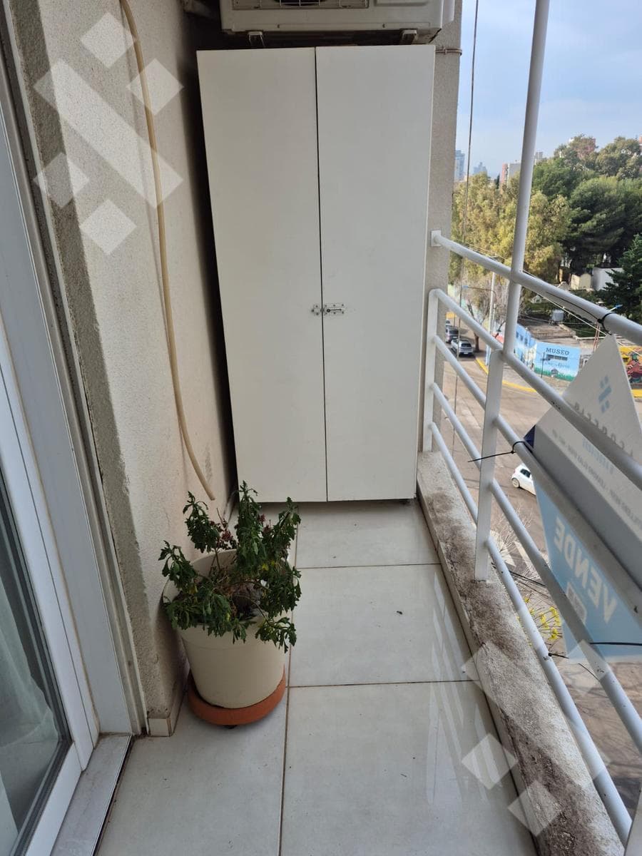 3-BEDROOM APARTMENT FOR SALE WITH BALCONY AND PARKING SPACE - MORTGAGE ELIGIBLE - ISLAS MALVINAS STREET, NO. 200, NEUQUÉN