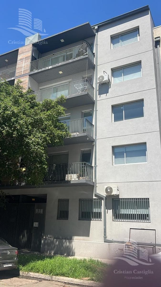For Sale - 2-Room Apartment, Balcony, Grill - Tigre, North Zone