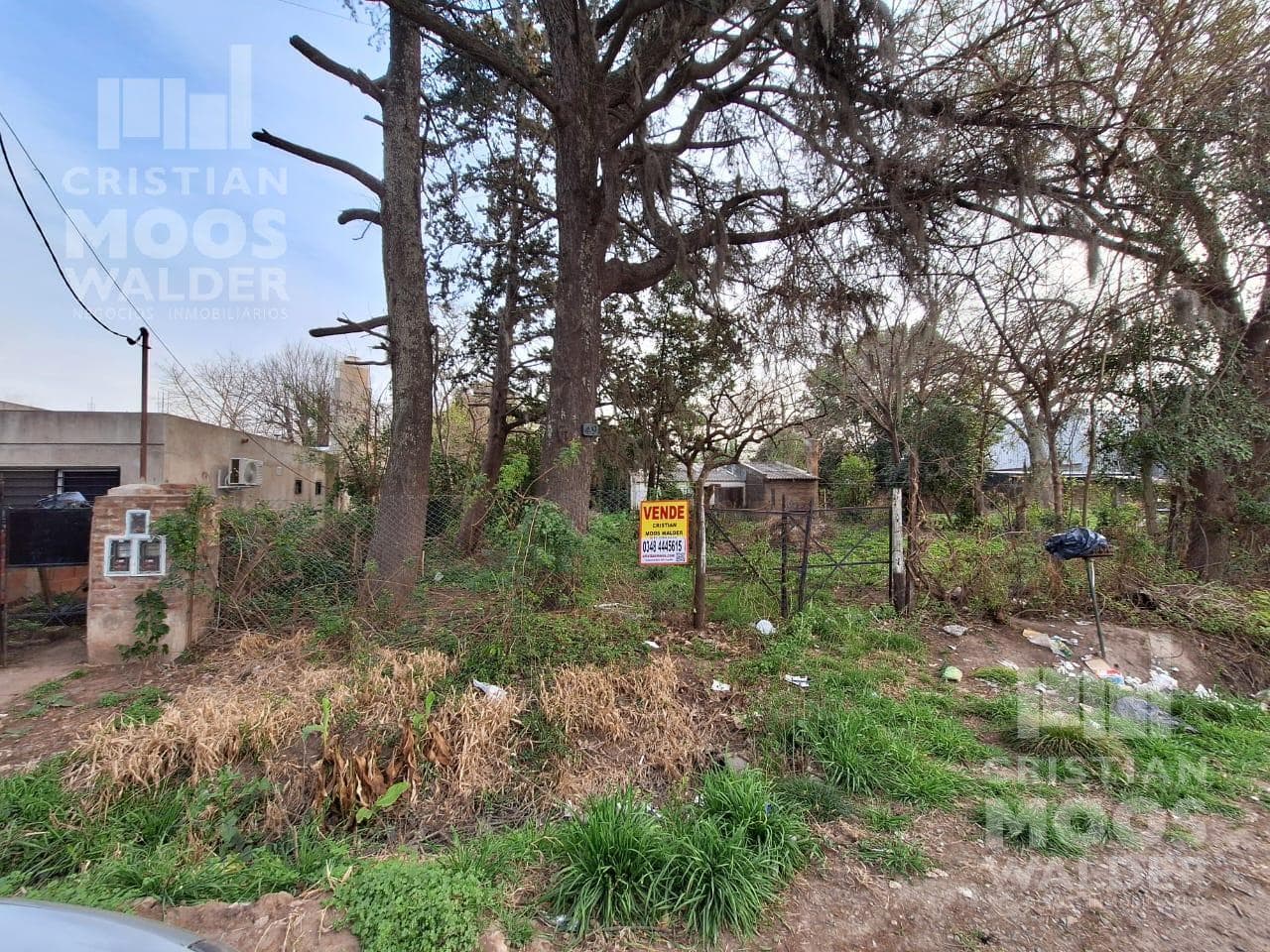 House in Need of Renovation for Sale - El Cazador Neighborhood