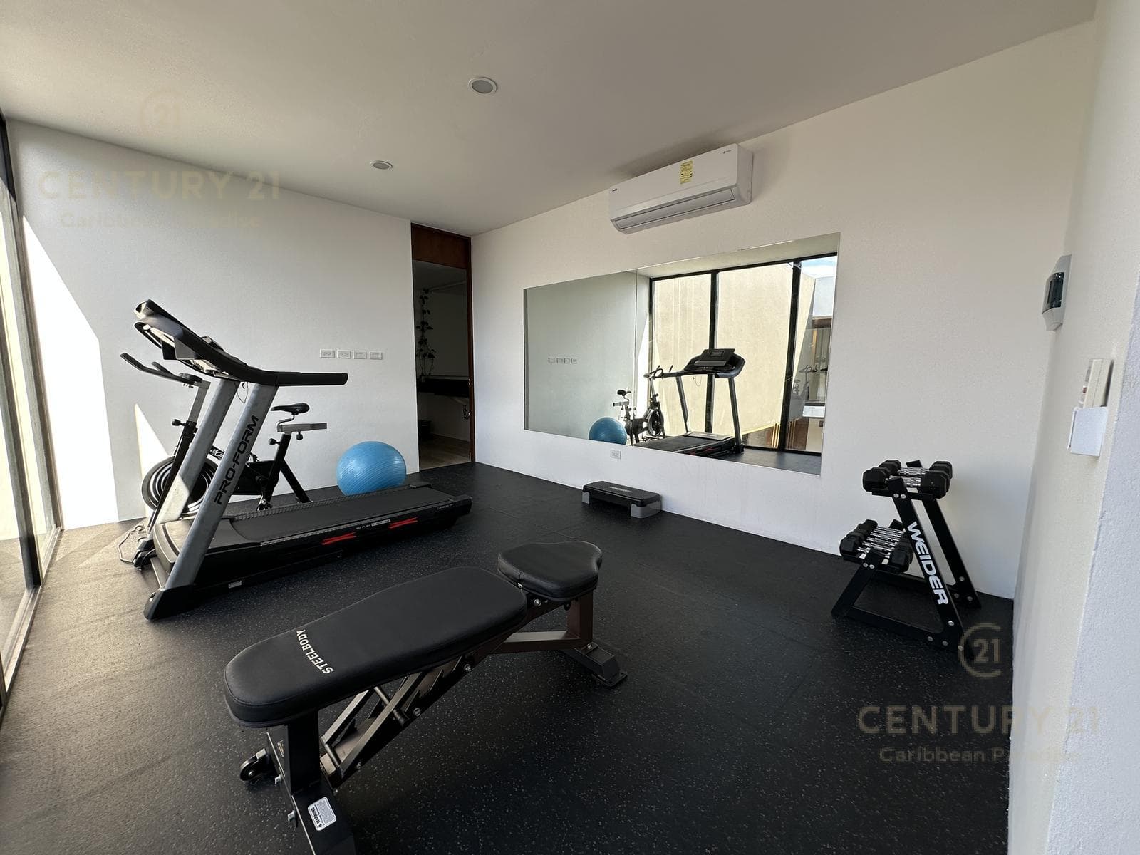 For Sale: New 1-Bedroom Condo on 5th Avenue, Playa del Carmen P4109
