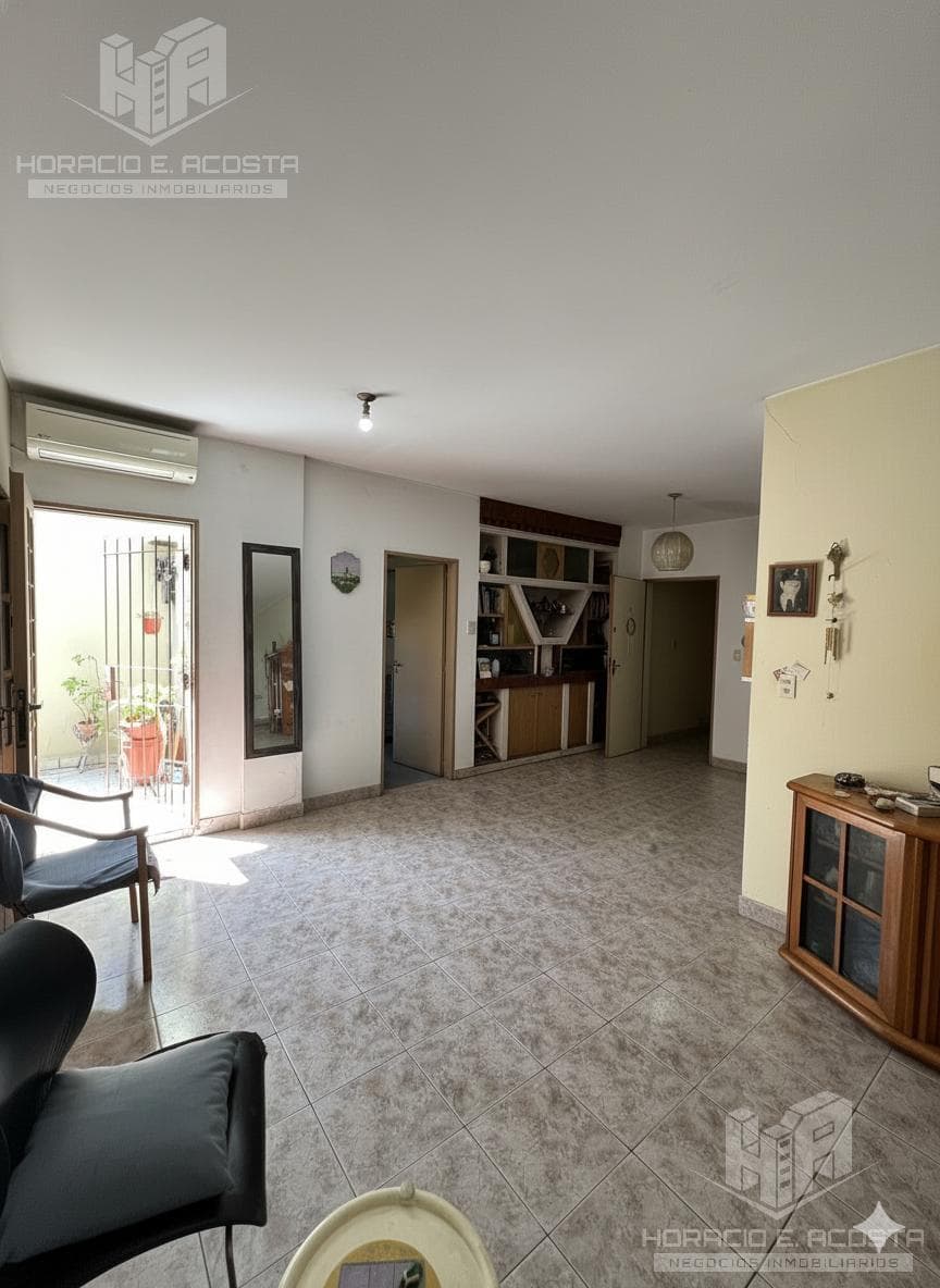 3-Room Apartment in San Martín Centro, Eligible for Financing, with Patio