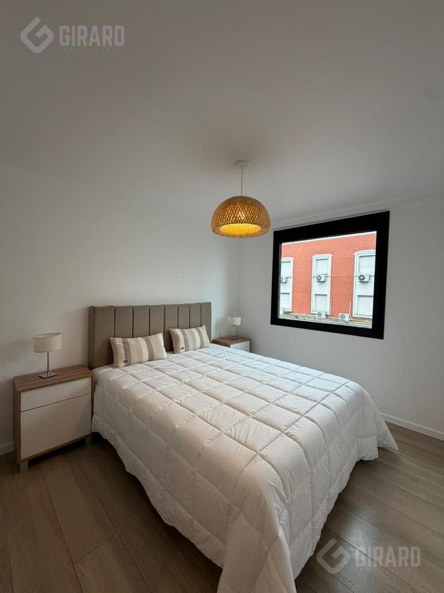 For Sale: Brand-New 2-Room Apartment on the Street in the Plaza Colón Area
