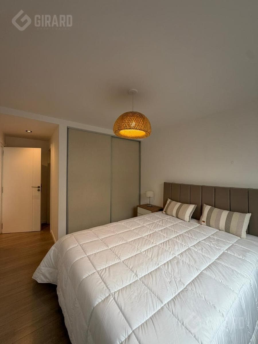 For Sale: Brand-New 2-Room Apartment on the Street in the Plaza Colón Area