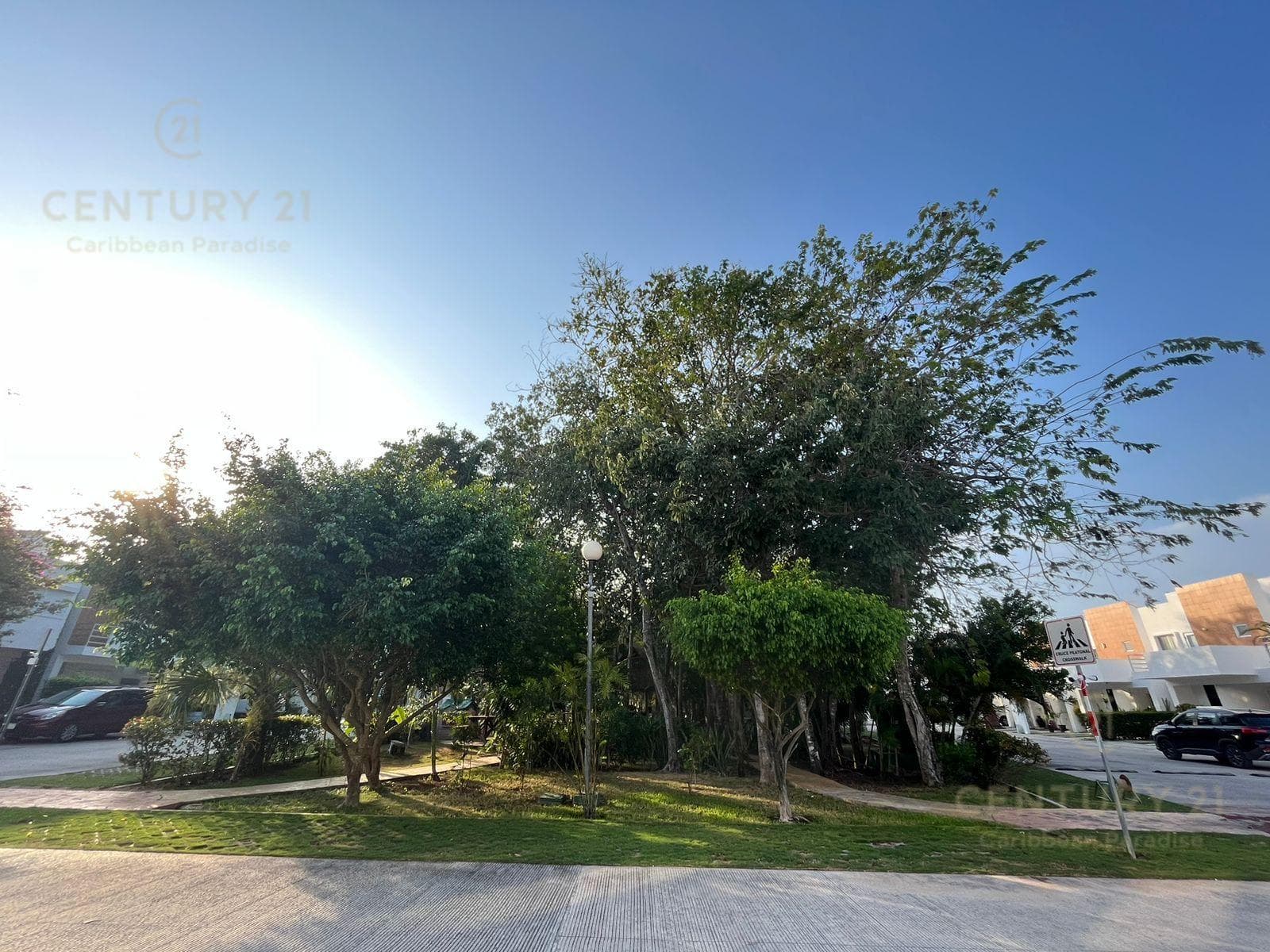 Furnished 3-Bedroom House for Sale in La Joya, Playa del Carmen P4151